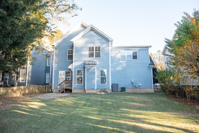 Photo - 16015 Kelly Park Cir