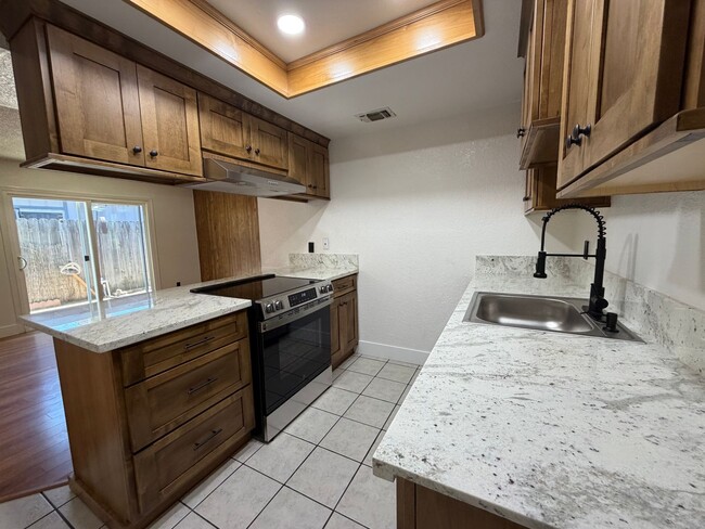 Photo - 3614 S Port Dr