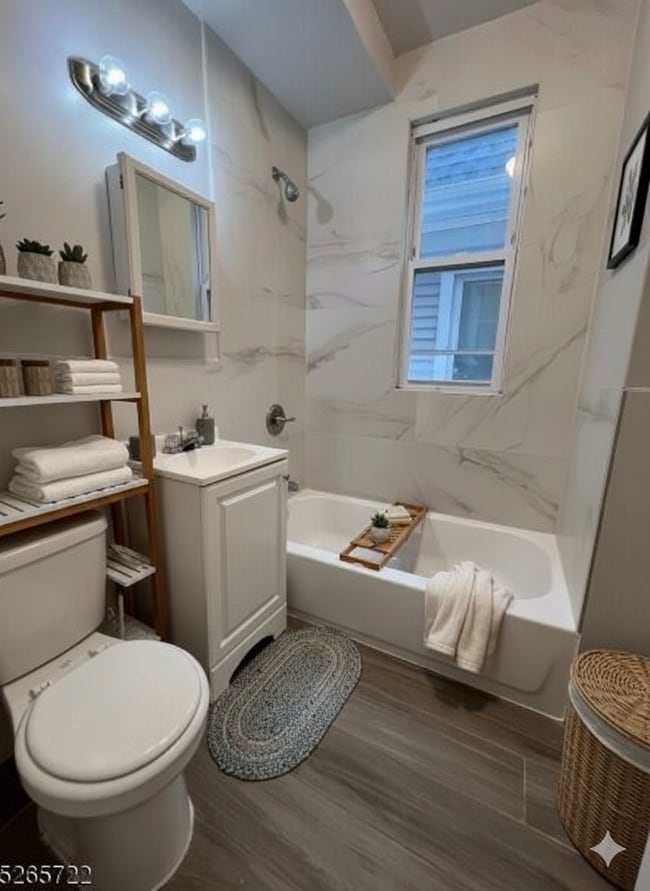 Photo - 44 Clifford St Unit Apt 2