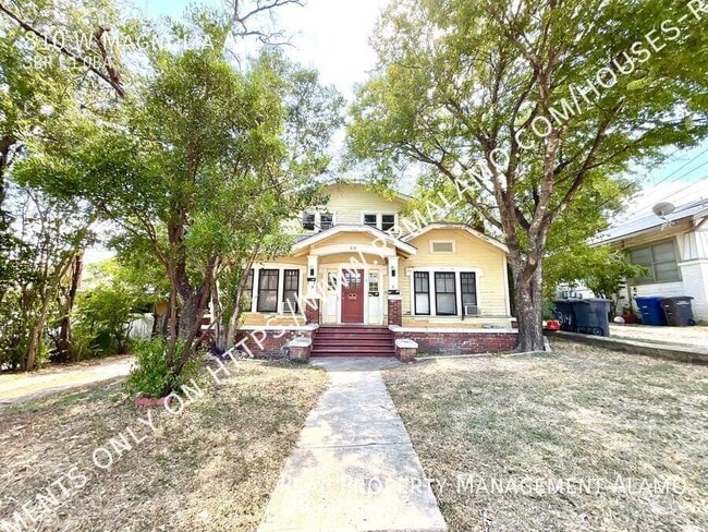 Building Photo - 810 W Magnolia Ave Unit 1