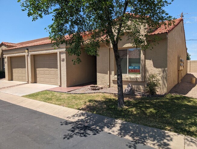 Photo - 2 Bedroom Home in the 55+ Greenfield Glen ...