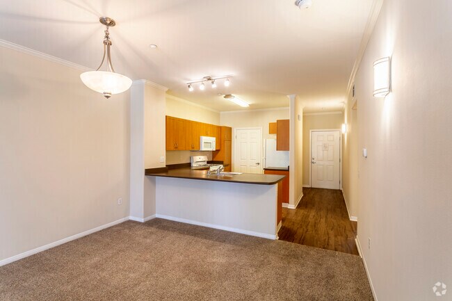 2 BR, 2 BA - 1182 SF