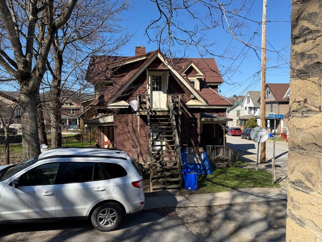 Photo - 306 Wilson Ave Unit 2nd Floor