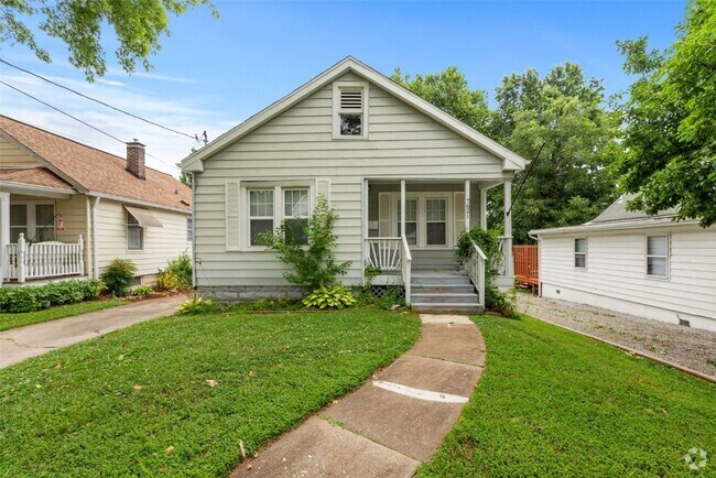Building Photo - 7621 Weaver Ave Rental