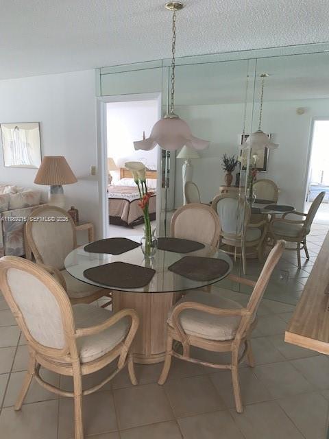 Photo - 303 Racquet Club Rd Unit 206