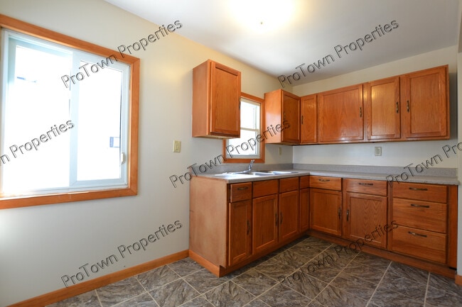 Photo - 211 Anderson Ave