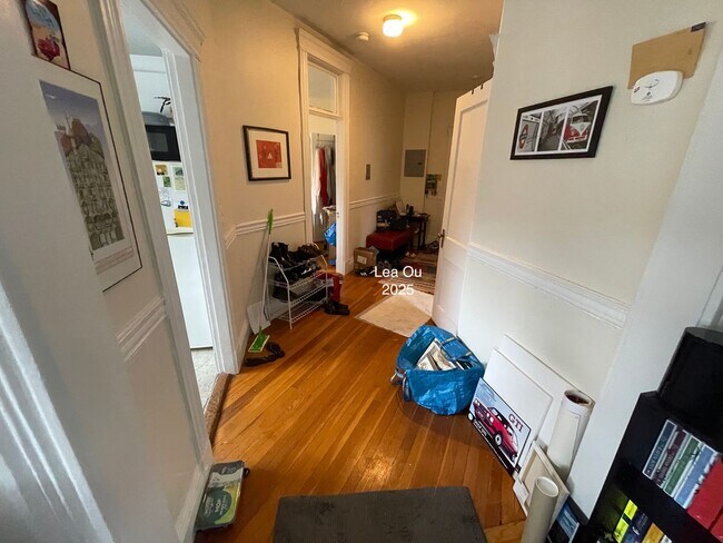 NO FEE! SEPT HUGE 1bed in Allston! Student... - NO FEE! SEPT HUGE 1bed in Allston! Student... House