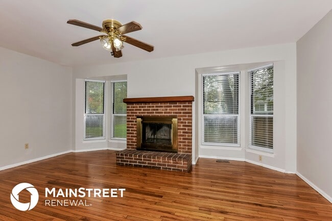 Photo - 4158 Fox Crossing Dr