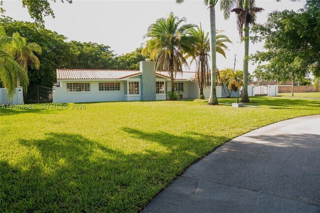 Building Photo - 8220 SW 87th Terrace