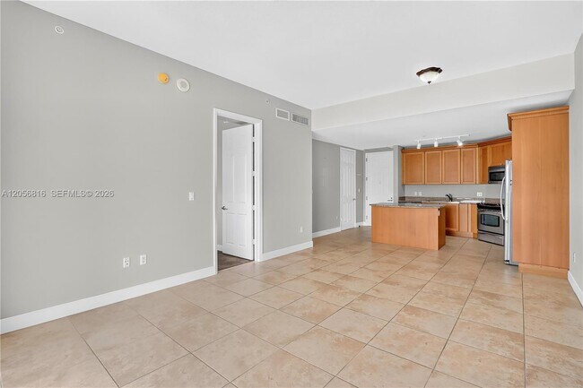 Photo - 55 Merrick Wy Unit 832