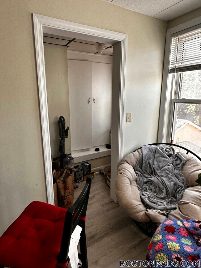 Photo - 77 Lyman Ave Apartment Unit 2