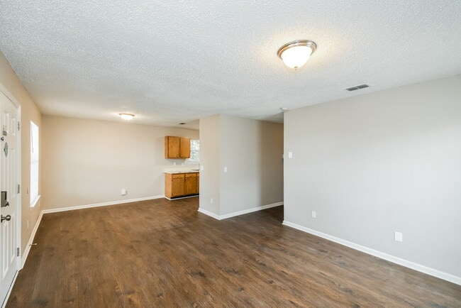 Photo - 2021 Broadway Ave