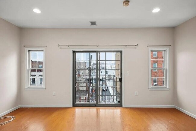 Photo - 41 Wright Ave Unidad 2