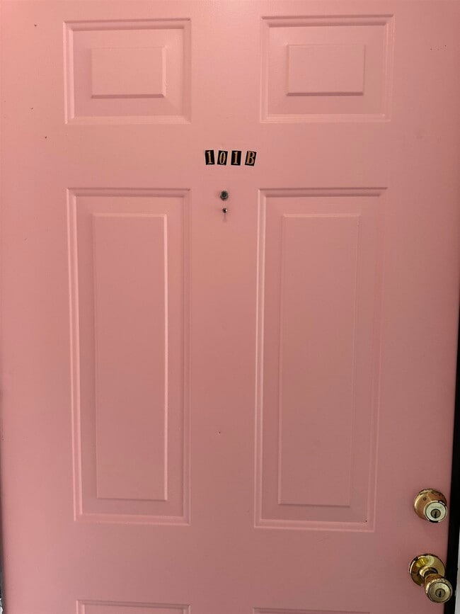 Photo - 420 Pine Ave