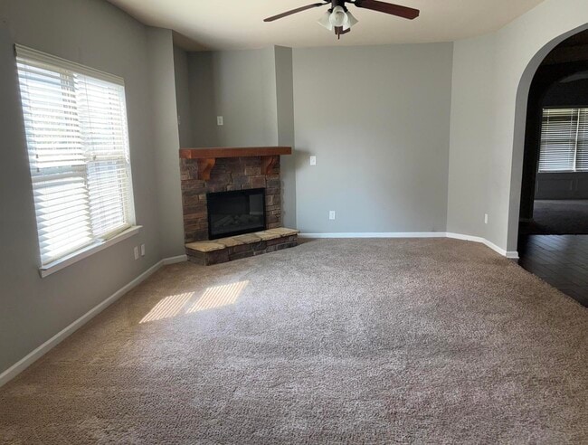 Photo - 3357 Grove Landing Cir