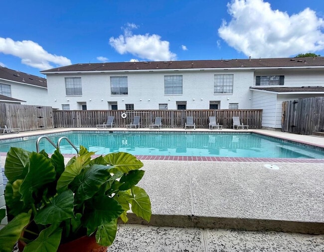 Photo - Jefferson Shadows