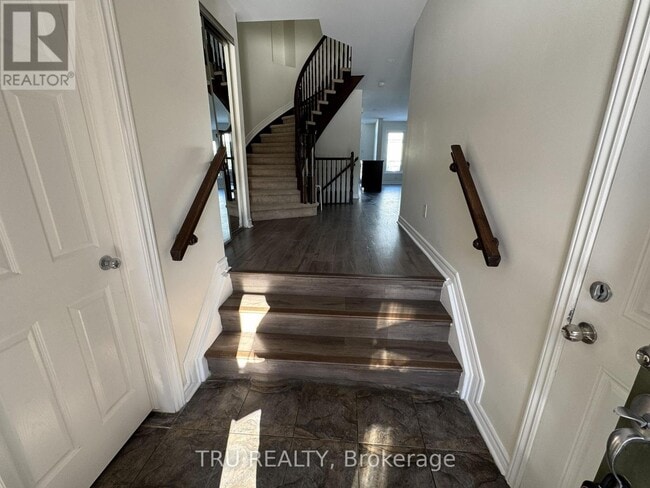 Photo - 247 Hunterbrook St