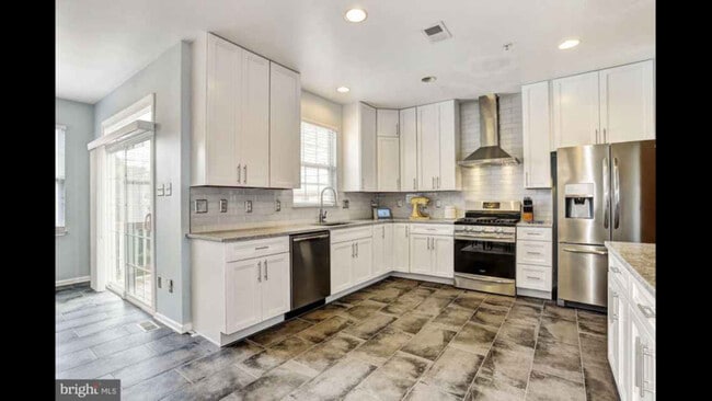 Photo - 65 Two Rivers Dr