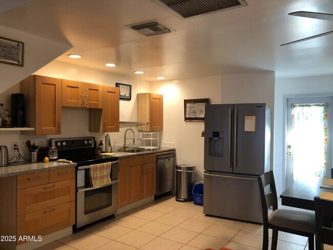 Photo - 2025 S Granada Dr