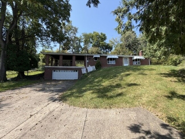 Photo - 123 Hidden Valley Rd
