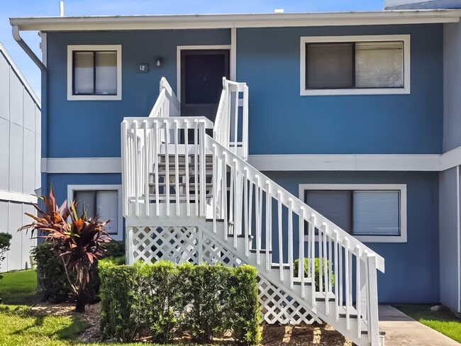 Photo - Limited-Time Offer: 1 month Rent free for 13 month lease, Apply now!