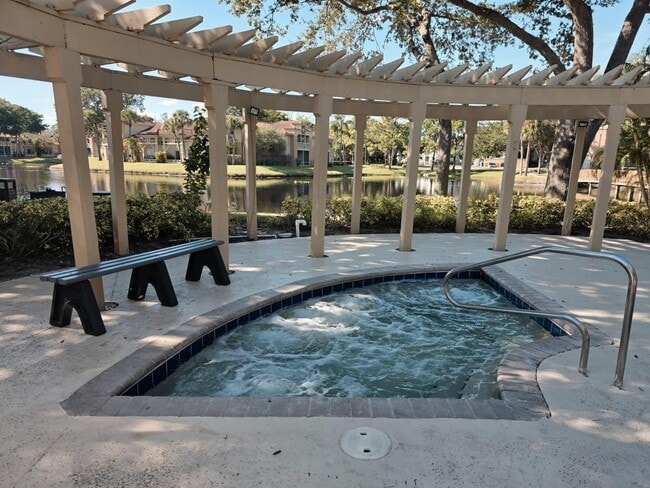 Building Photo - 4863 Via Palm Lakes Unit 812