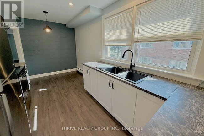 Photo - 1769 Wavell St Unit Upper