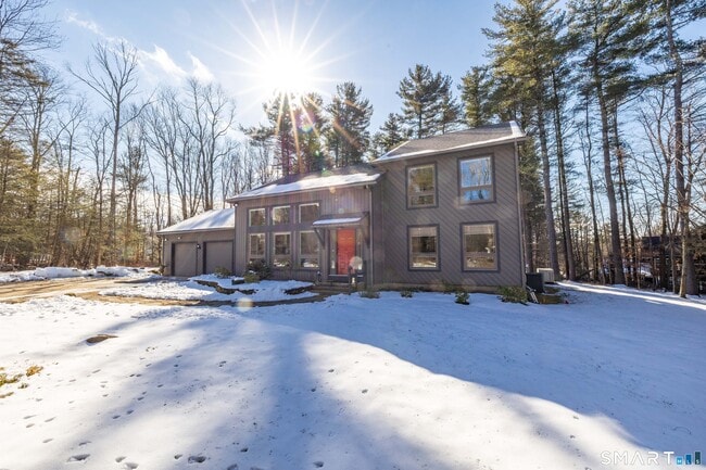 Photo - 9 Belshyre Ct