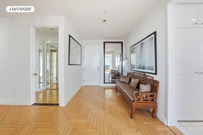 Photo - 845 United Nations Plaza