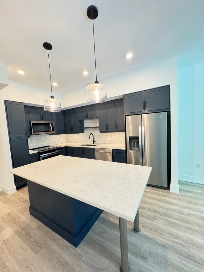KITCHEN - 136 NE 43rd St Unit B1