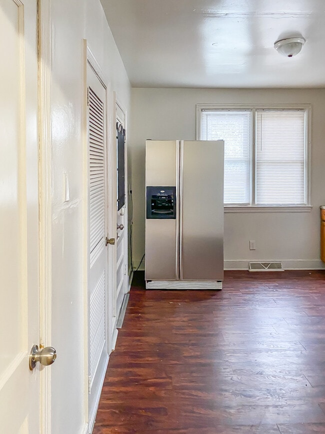 Photo - 1006 Greystone Ave