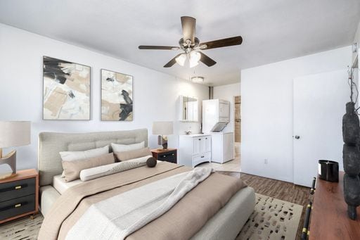 Photo - Lakeside Upstairs Two Weeks FREE 1 Bd / 1 ba w Laundry, Covered Parking, + Water/Trash Included Unit # 76