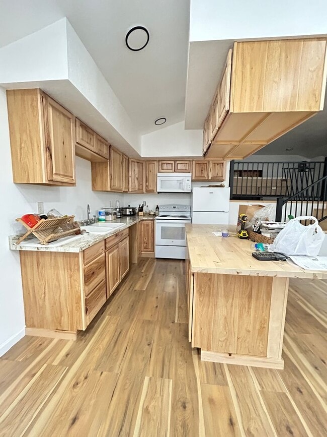 Photo - 505 Camas Creek Loop Unit Apartment