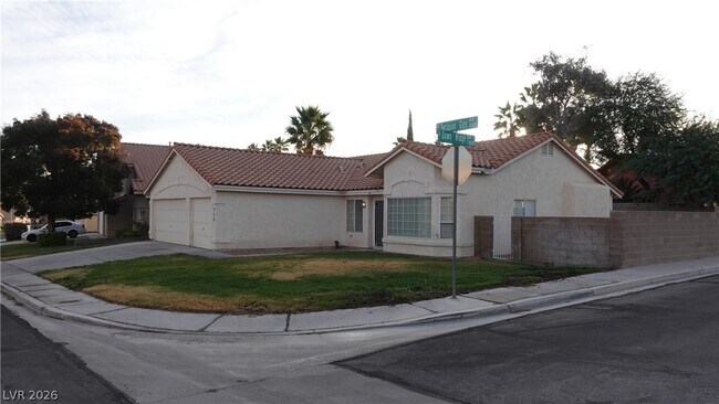 Photo - 715 Seclusion Glen Ave