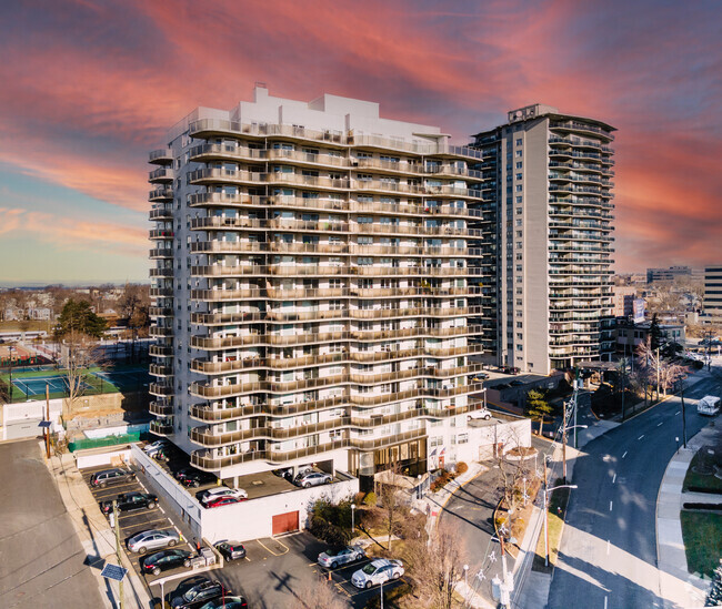 The Sterling Apartments Fort Lee, NJ