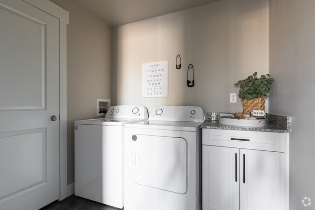 2BR, 2BA - Laundry Room