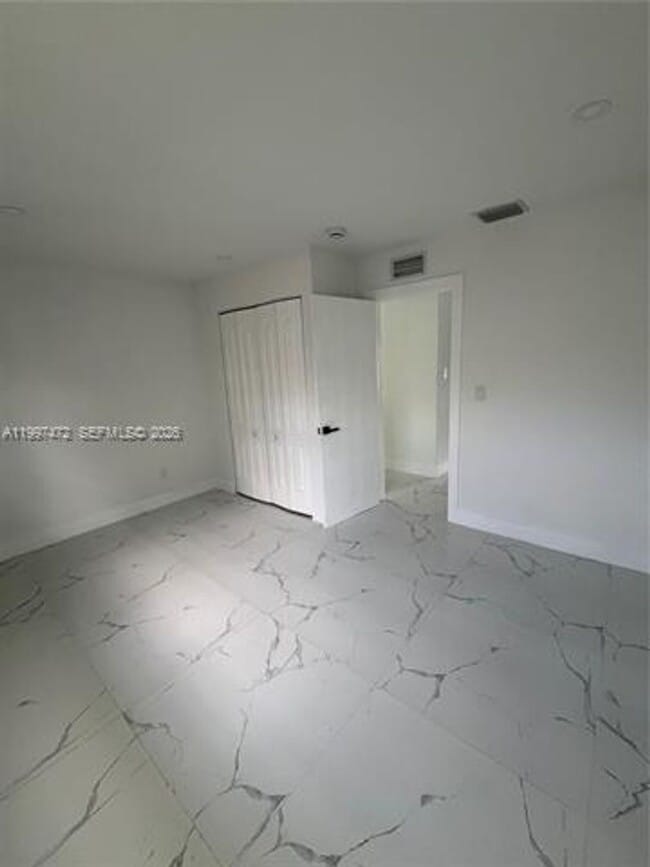 Photo - 11755 SW 37th St