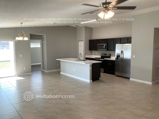 Photo - 886 SW Del Rio Blvd