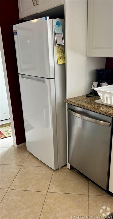 Building Photo - 2950 SE Ocean Blvd Unit 131-7 Rental
