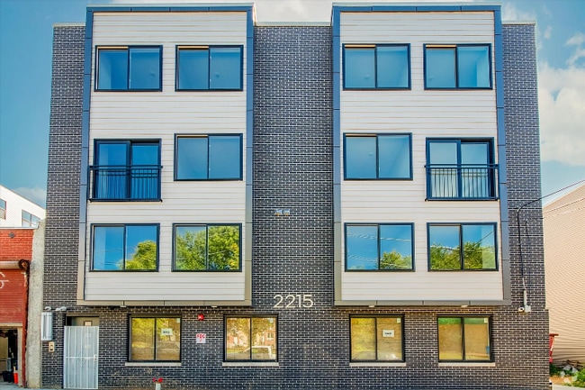 Building Photo - 2215 N 7th St Rental