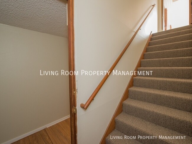 Photo - 8607 N Leonard St