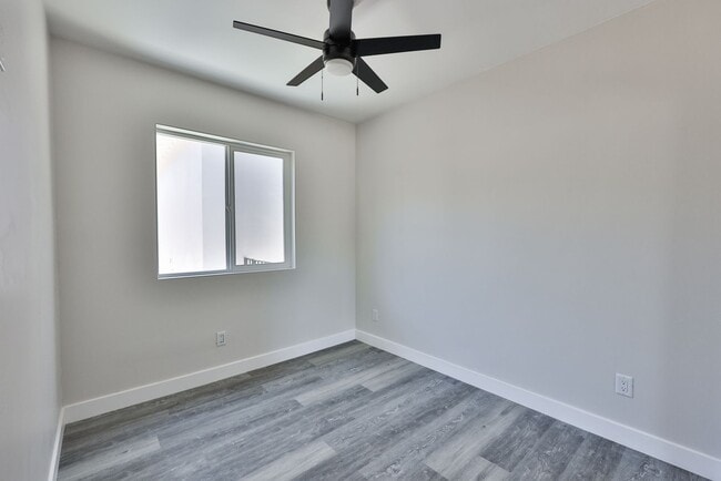 3758-3764 Louisiana St  - 3764
