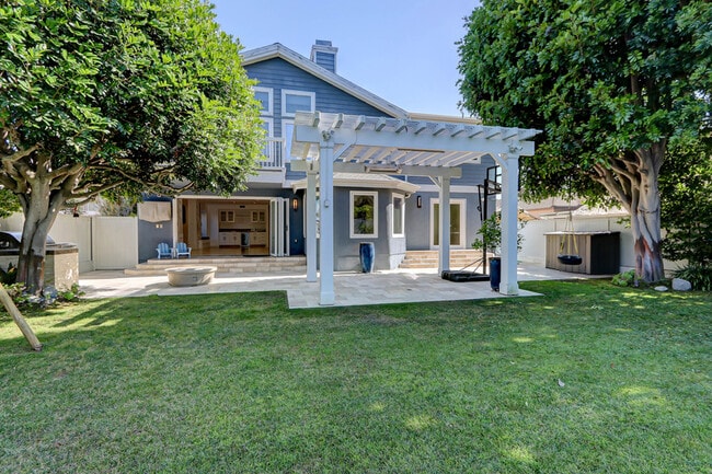 Building Photo - 947 10th St Rental