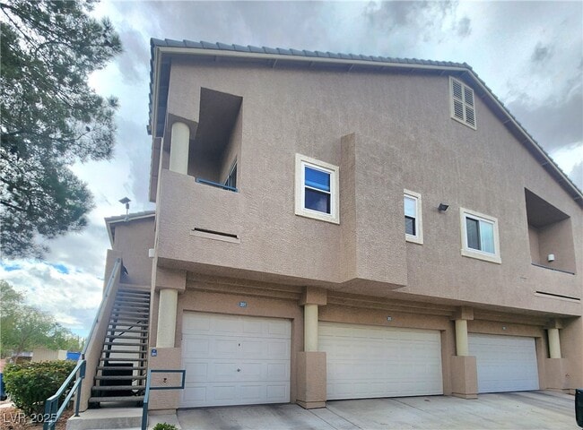 Photo - 2053 Quartz Cliff St Unit 201
