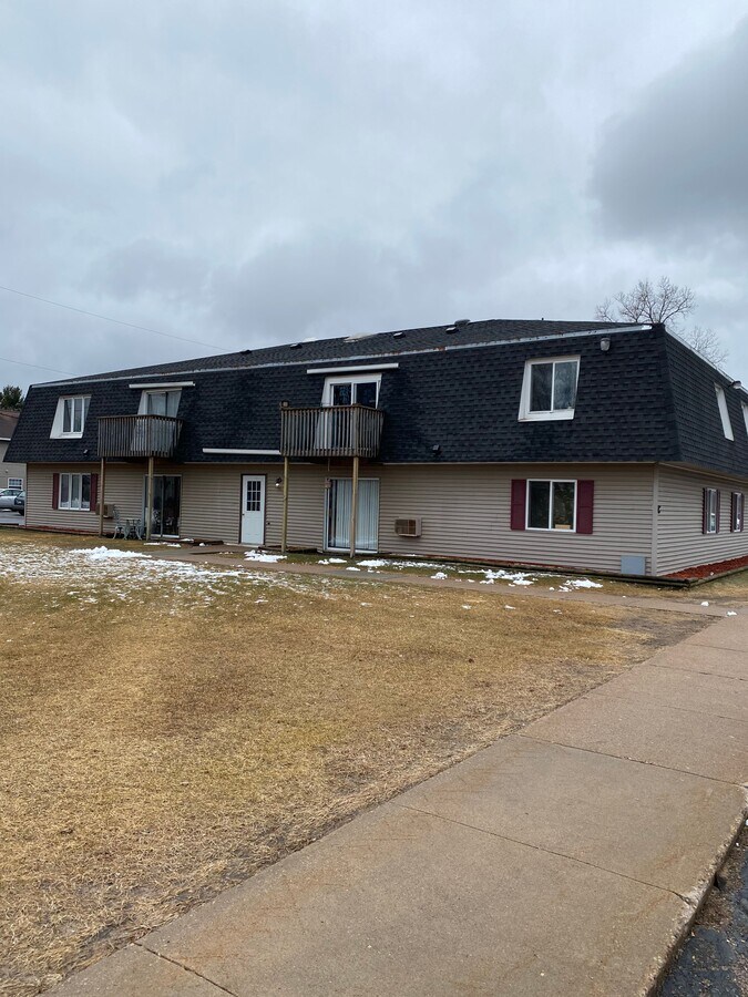 Photo - Michigan Terrace (St. Pt.)