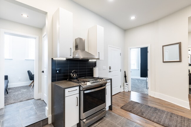 Photo - 795 E McMillan St Unit 3