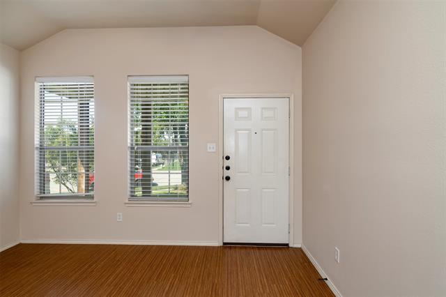 Building Photo - 2307 Wood River Pkwy Rental
