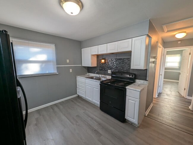 Photo - Best of Berkley Bungalow