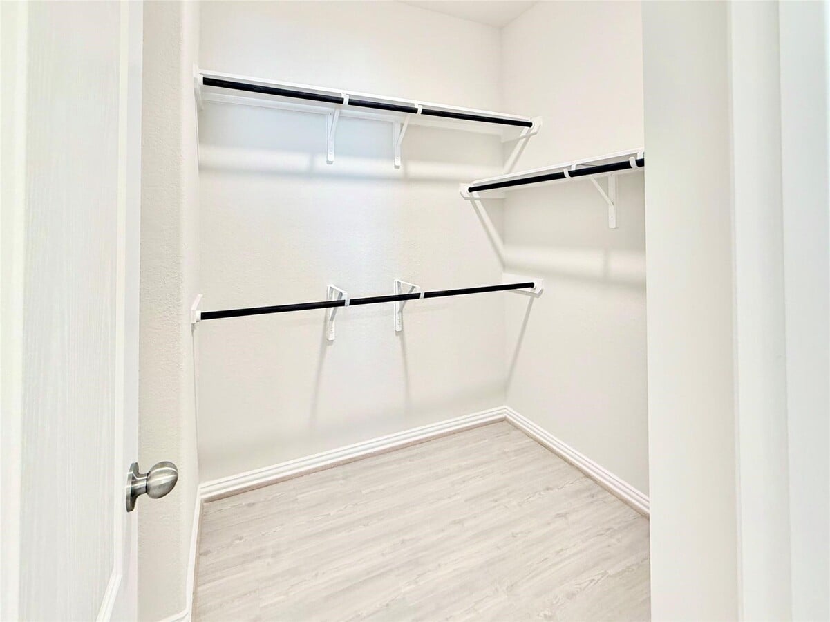 Photo - 22858 Ephesus Ave