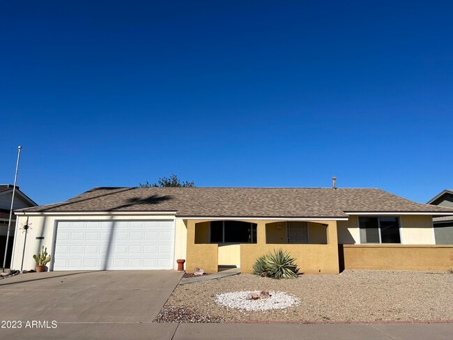 Building Photo - 10939 W Saratoga Cir